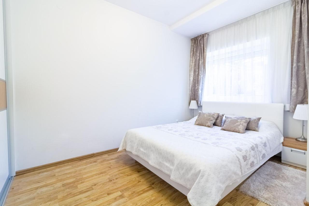 Apartment Heart Of Palanga Buitenkant foto